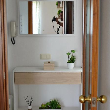 Inmoinsuas Train Station Apartment Sarria Bagian luar foto