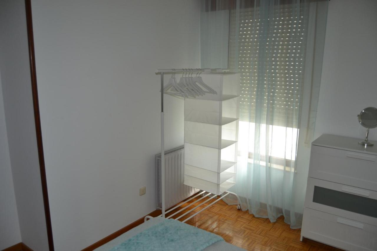 Inmoinsuas Train Station Apartment Sarria Bagian luar foto