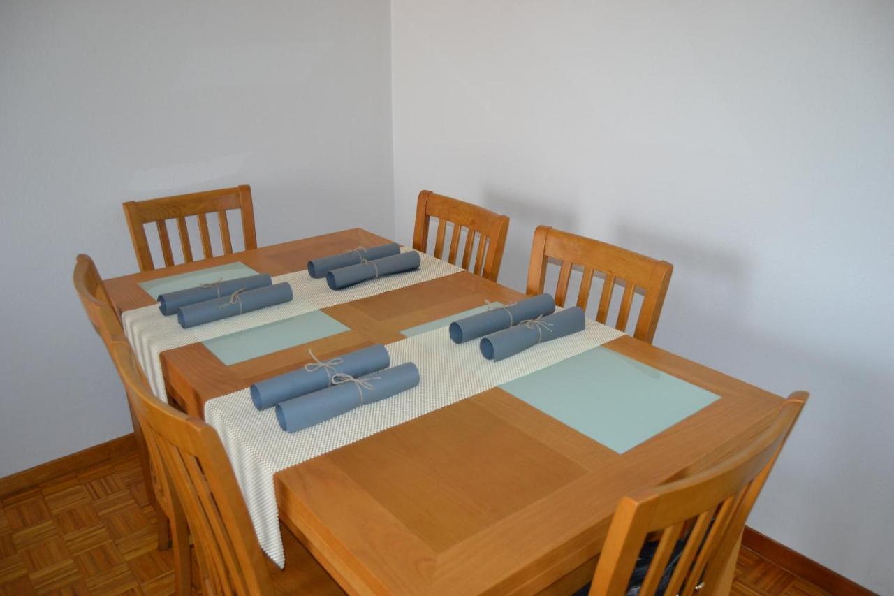 Inmoinsuas Train Station Apartment Sarria Bagian luar foto